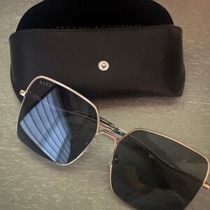 Diff Eyewear Blue and Gold Sunglasses